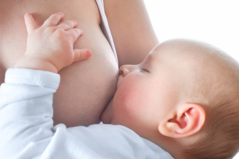 5 Common Breastfeeding Problems and Solutions to Fix them ASAP!