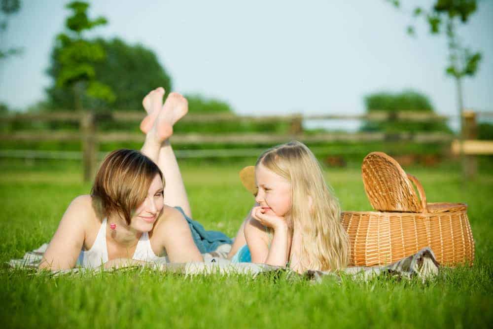 5 Bonding And Memorable Outdoor Spring Activities For Kids And Parents
