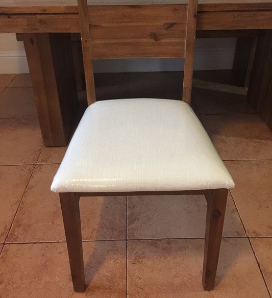 jak reupholster židle s tkaninou a vinyl tutorial