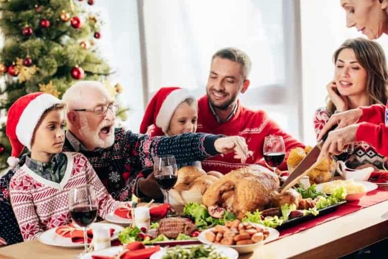 21 Fun Family Christmas Traditions
